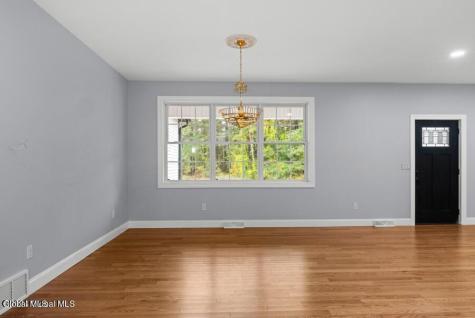 222 Briarwood Court Guilderland NY 12203