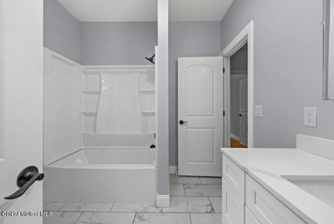 222 Briarwood Court Guilderland NY 12203