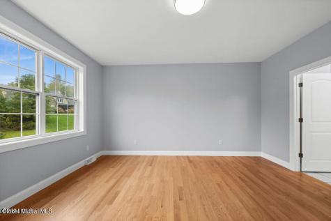 222 Briarwood Court Guilderland NY 12203