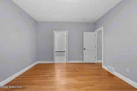 222 Briarwood Court Guilderland NY 12203