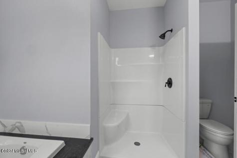 222 Briarwood Court Guilderland NY 12203