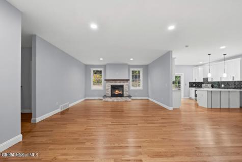 222 Briarwood Court Guilderland NY 12203