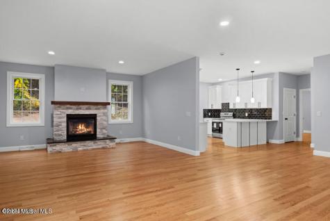 222 Briarwood Court Guilderland NY 12203