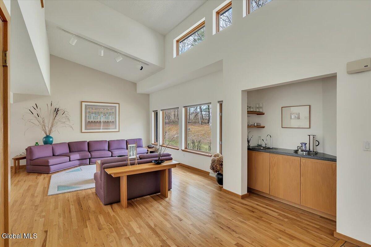 212 Mannix Road East Greenbush NY 12061