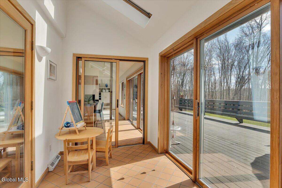 212 Mannix Road East Greenbush NY 12061