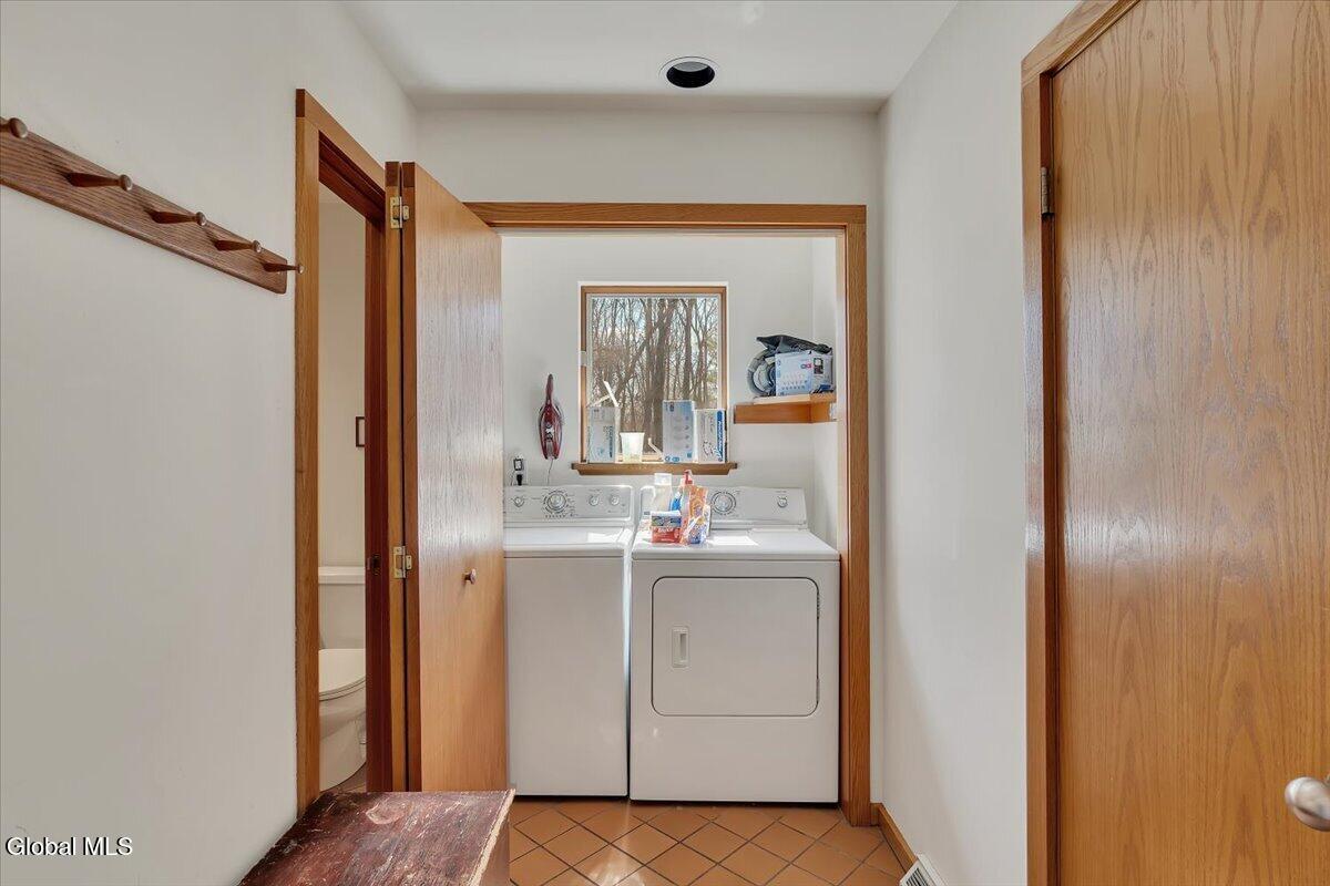 212 Mannix Road East Greenbush NY 12061