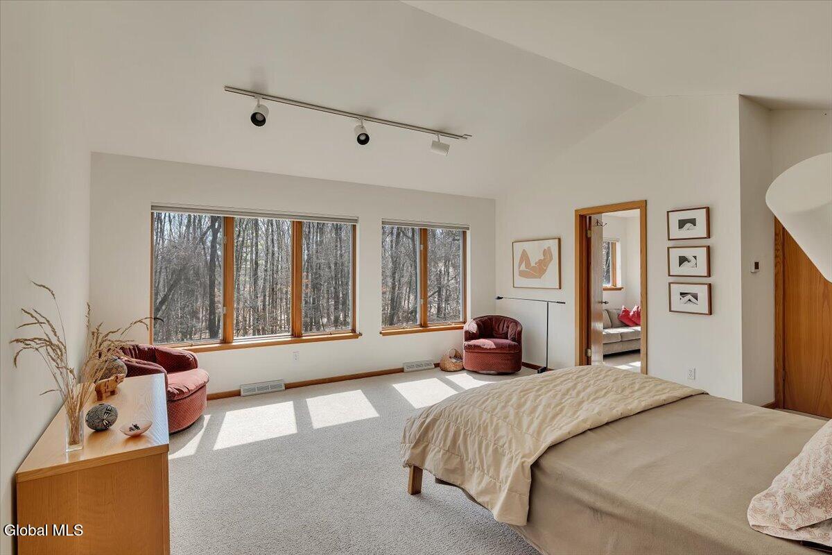 212 Mannix Road East Greenbush NY 12061