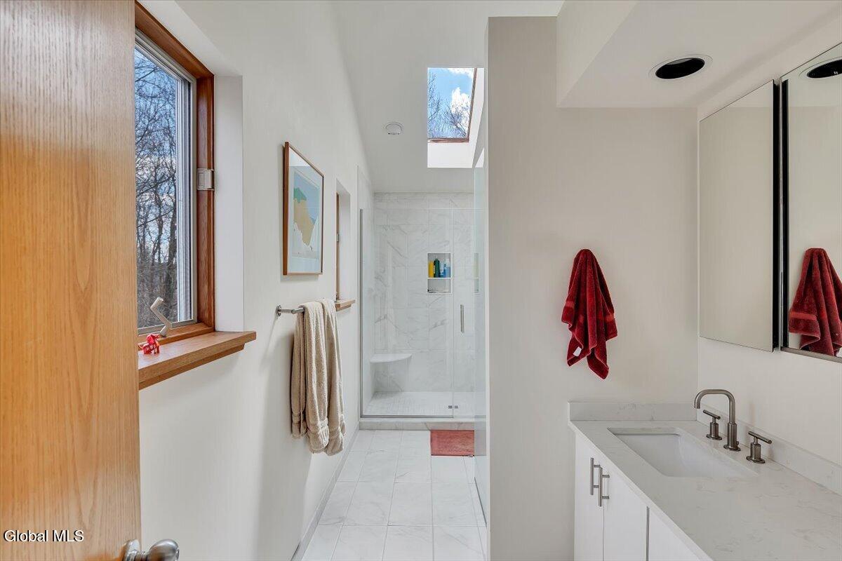 212 Mannix Road East Greenbush NY 12061