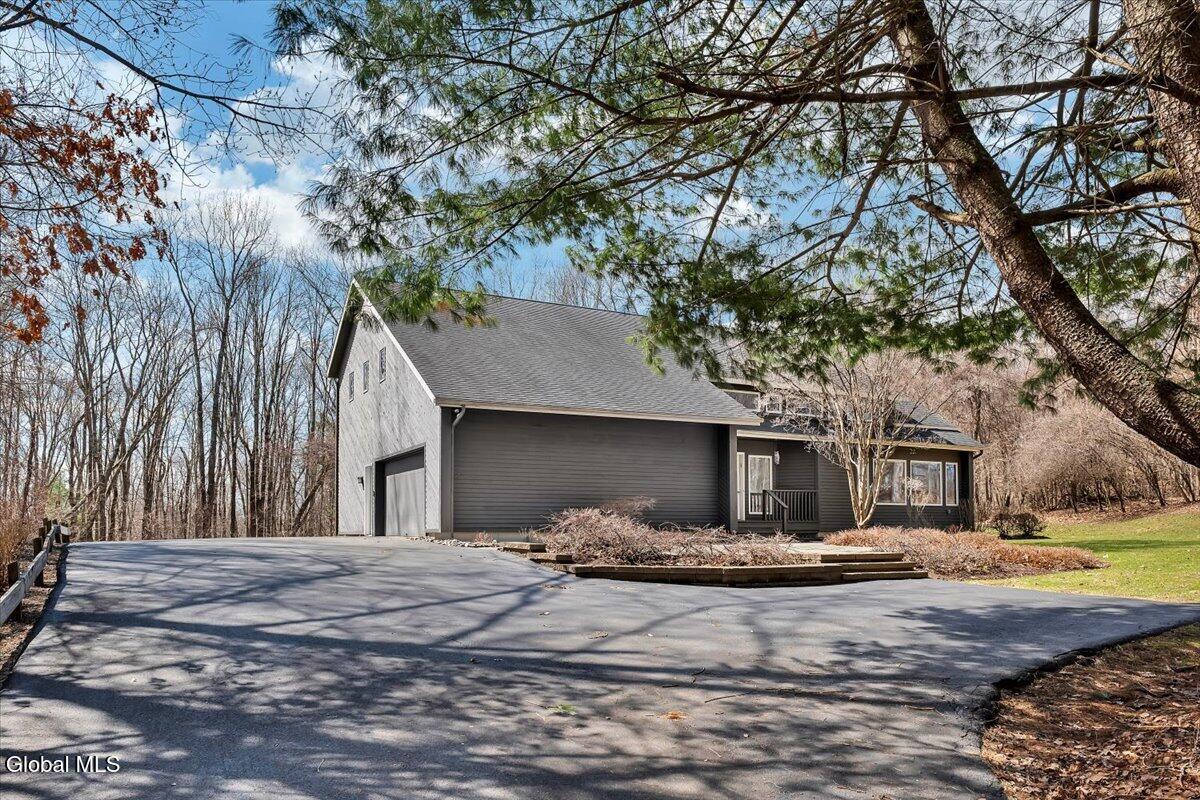 212 Mannix Road East Greenbush NY 12061