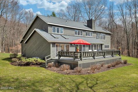 212 Mannix Road East Greenbush NY 12061