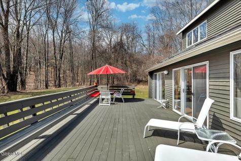 212 Mannix Road East Greenbush NY 12061