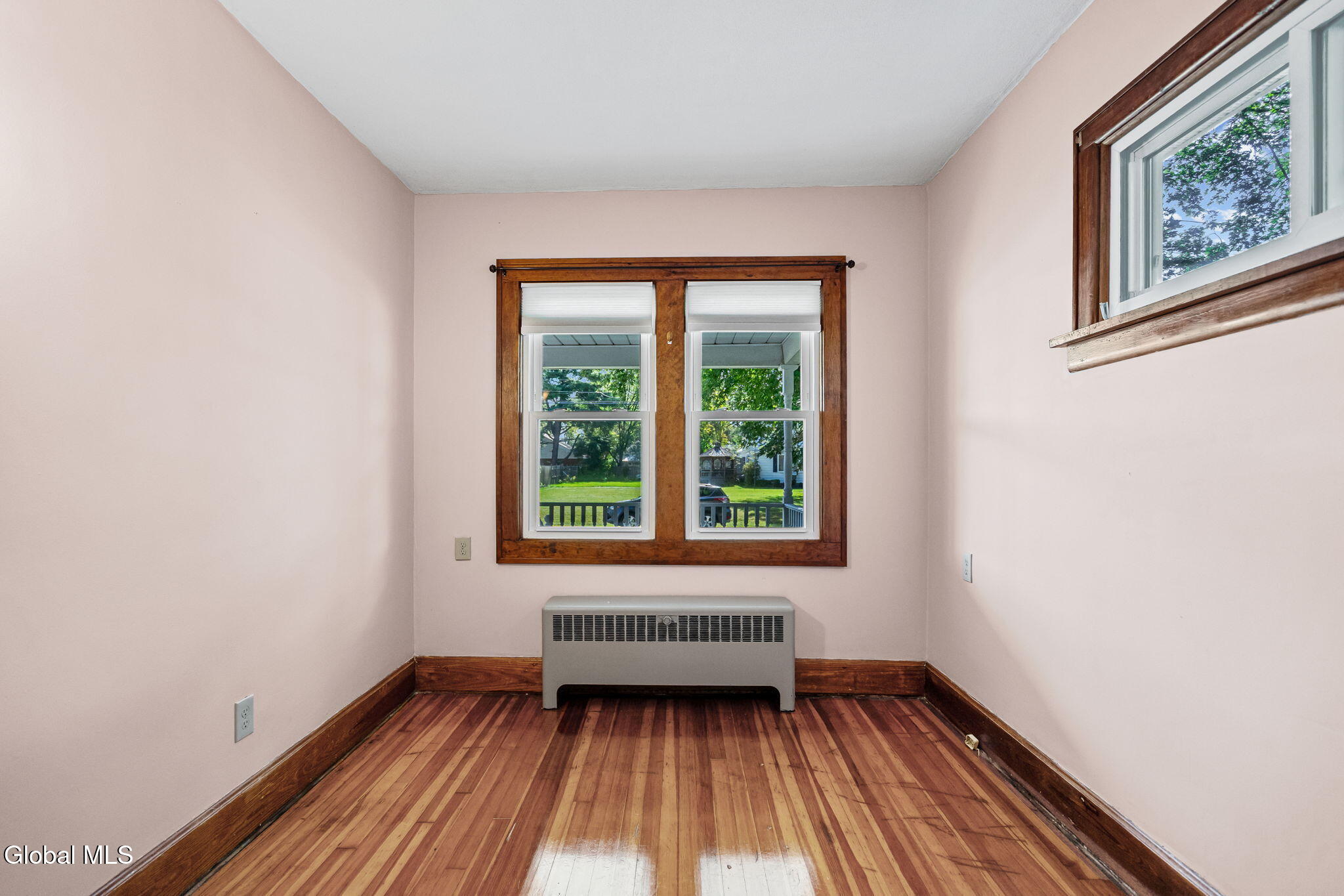2113 Robinwood Avenue Rotterdam NY 12306