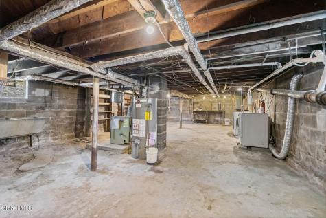 2113 Robinwood Avenue Rotterdam NY 12306