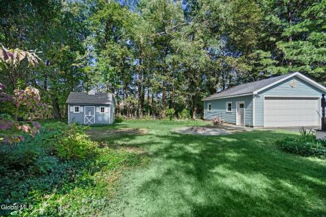 2113 Robinwood Avenue Rotterdam NY 12306