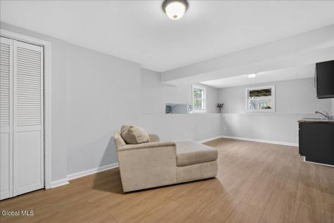 20 Wampum Drive Saratoga Springs NY 12866