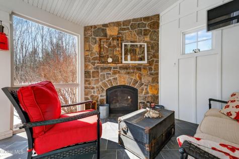 13 Saratoga Farm Road Malta NY 12020