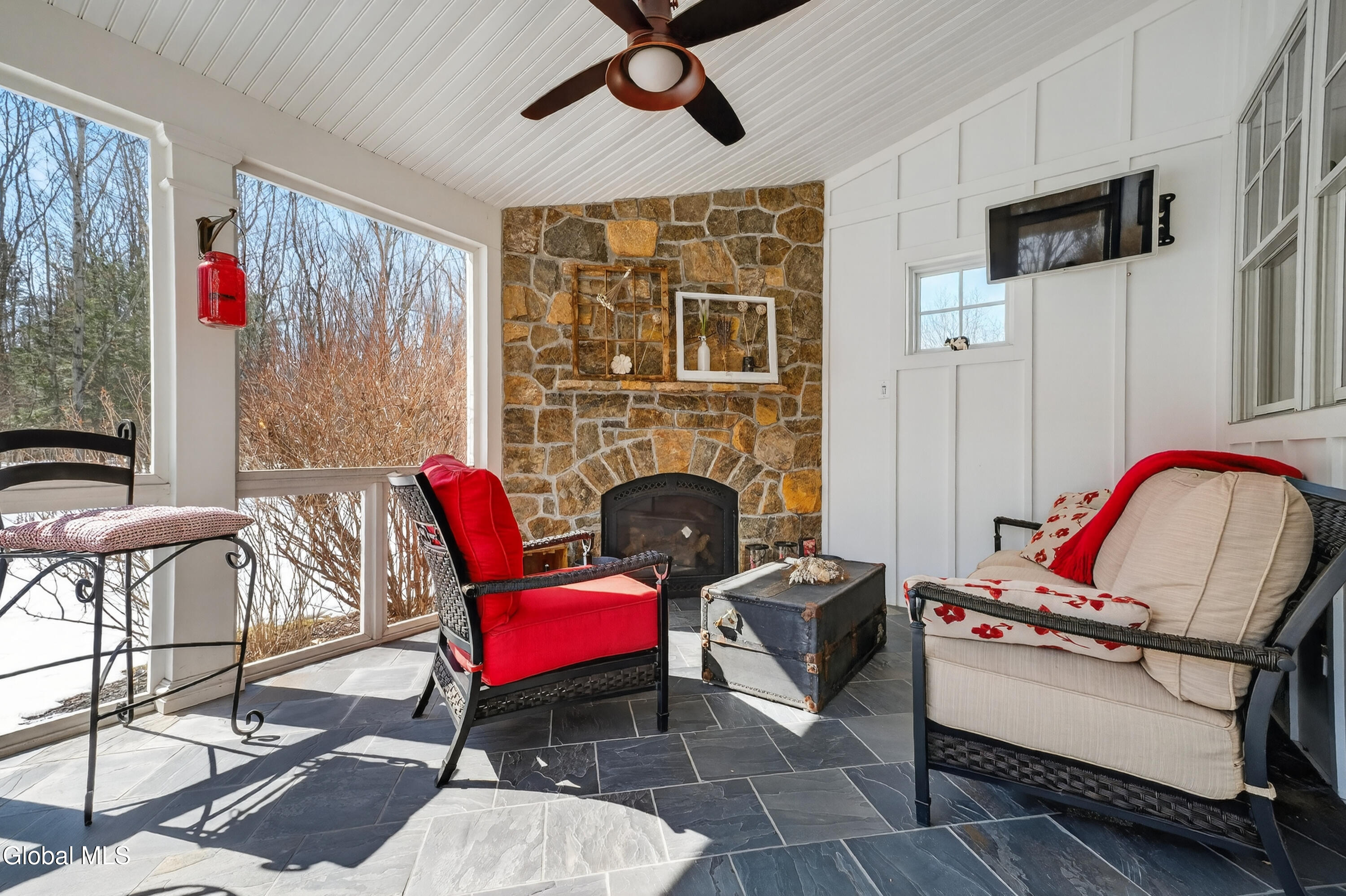 13 Saratoga Farm Road Malta NY 12020