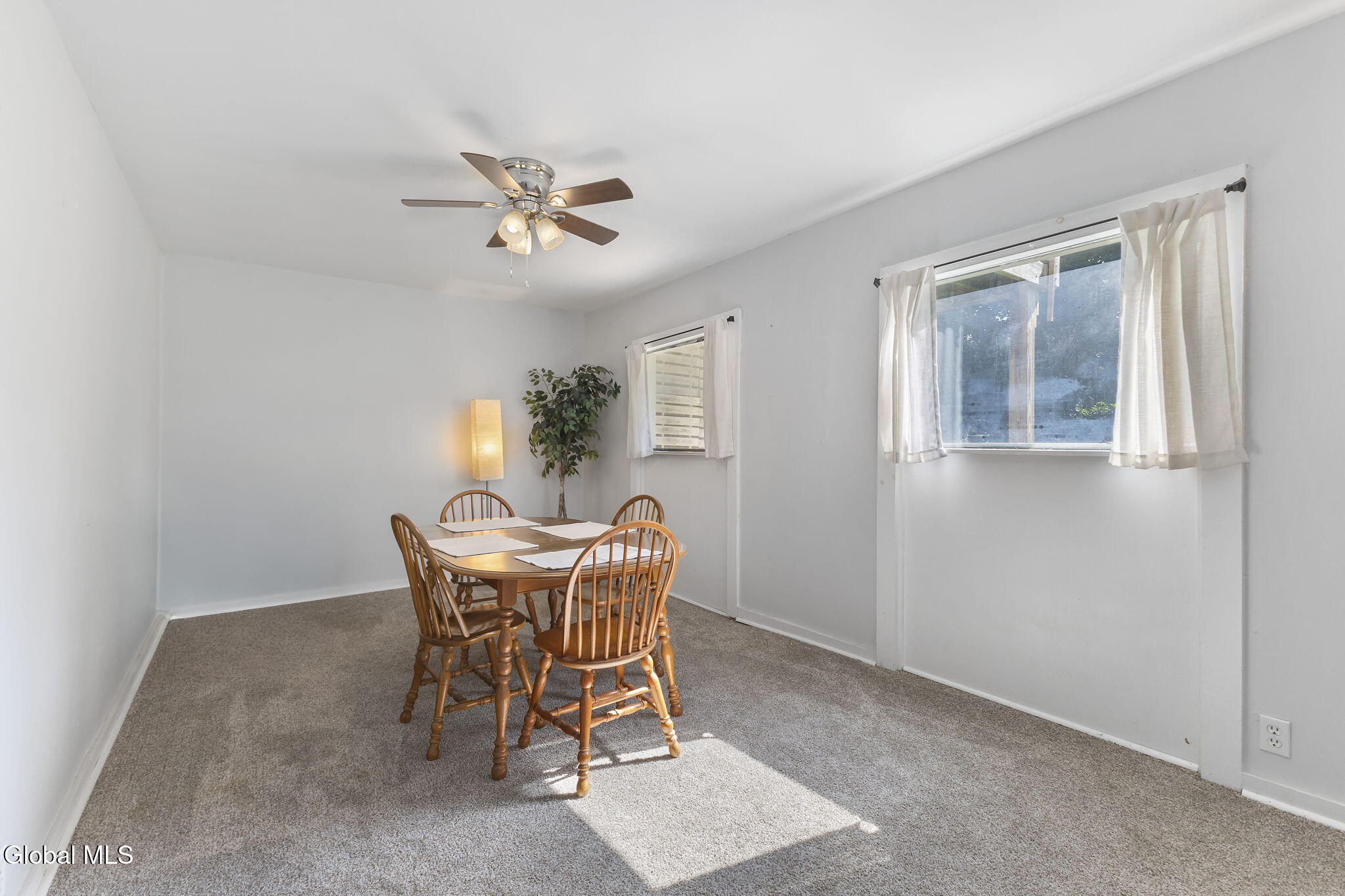 470 N Main Street Gloversville NY 12078