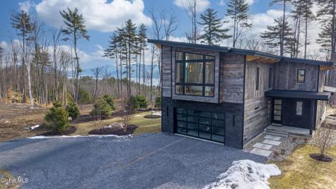 18 S Eagle S Ridge Diamond Point NY 12824