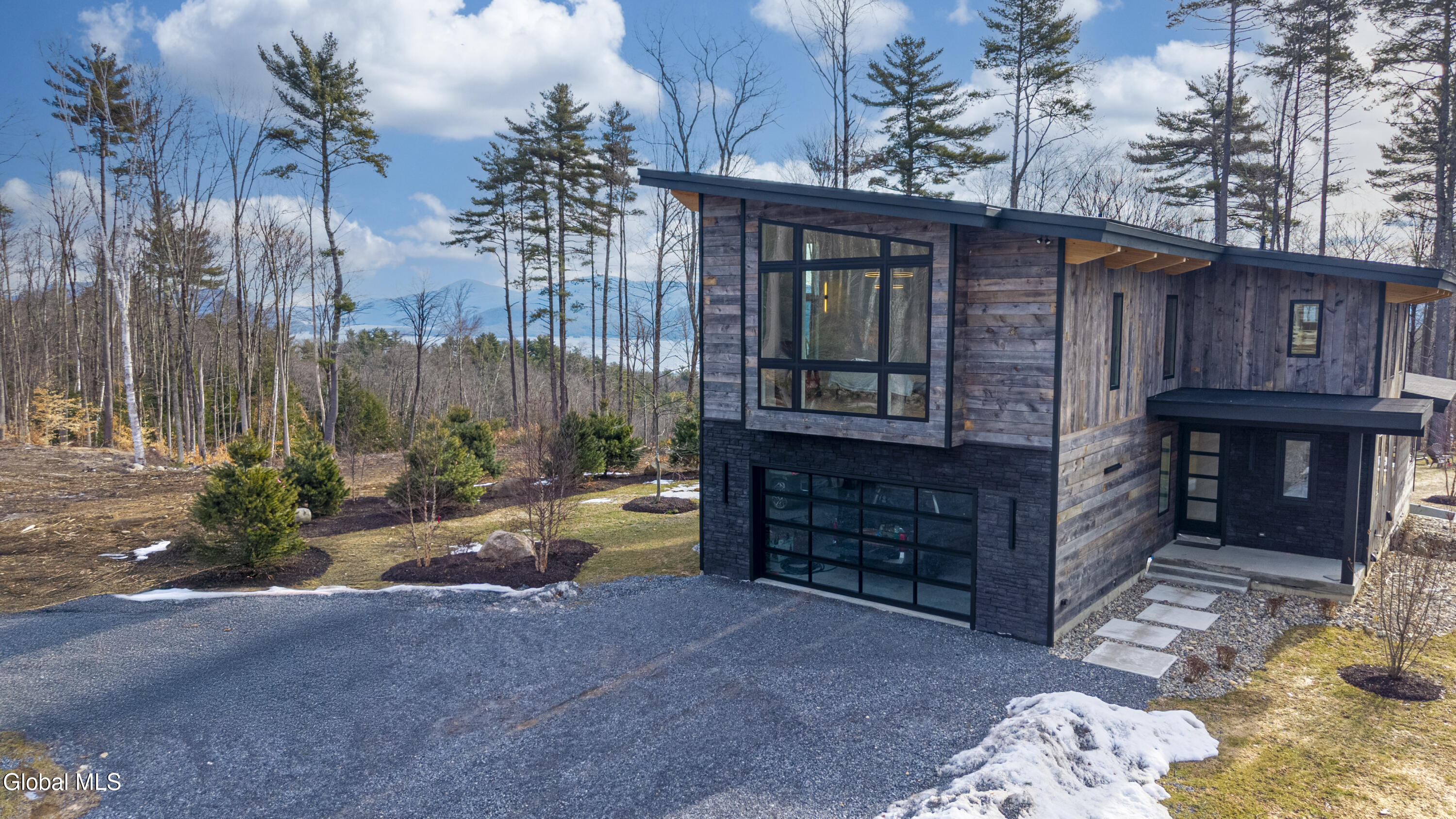 18 S Eagle S Ridge Diamond Point NY 12824