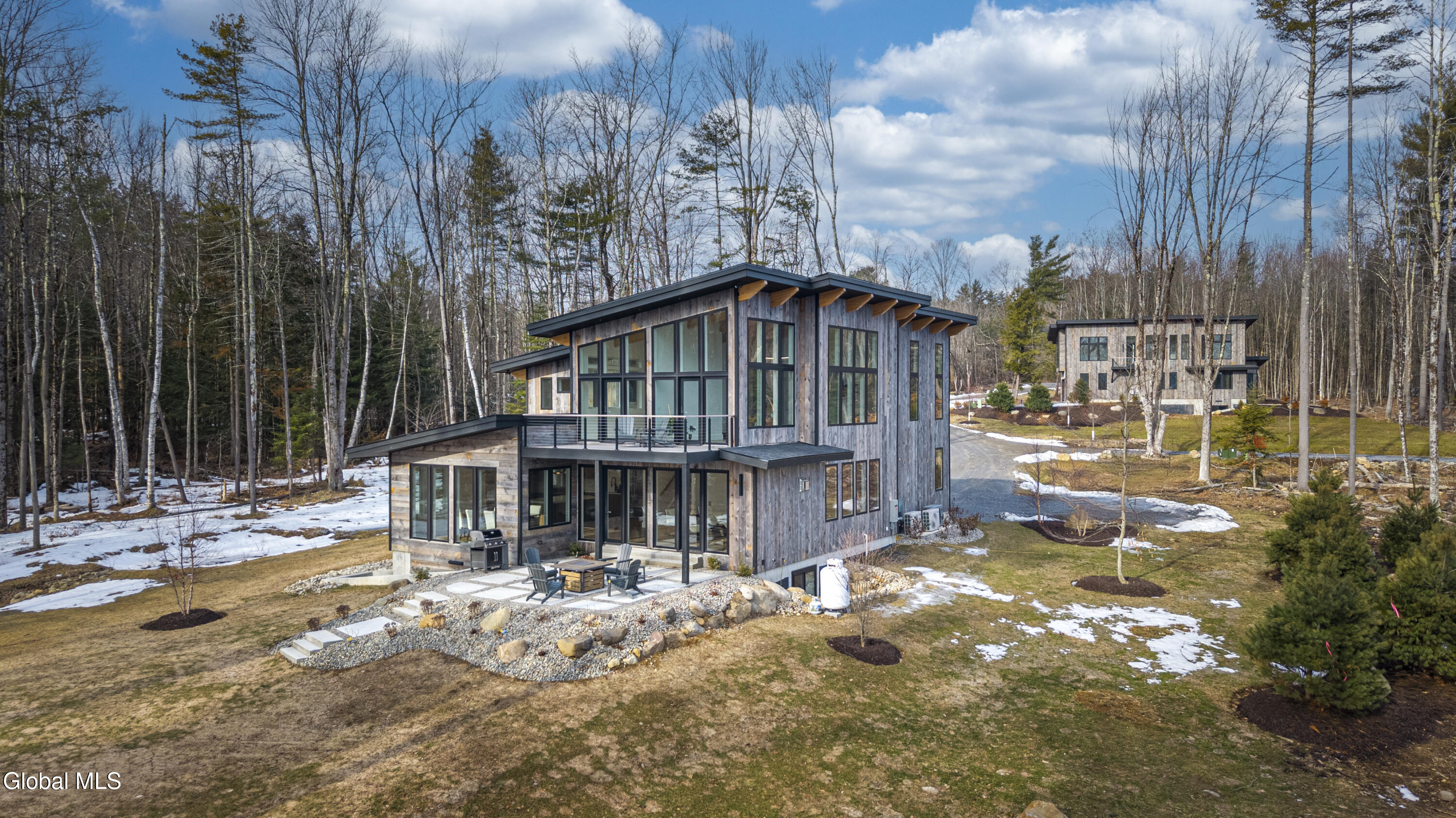 18 S Eagle S Ridge Diamond Point NY 12824