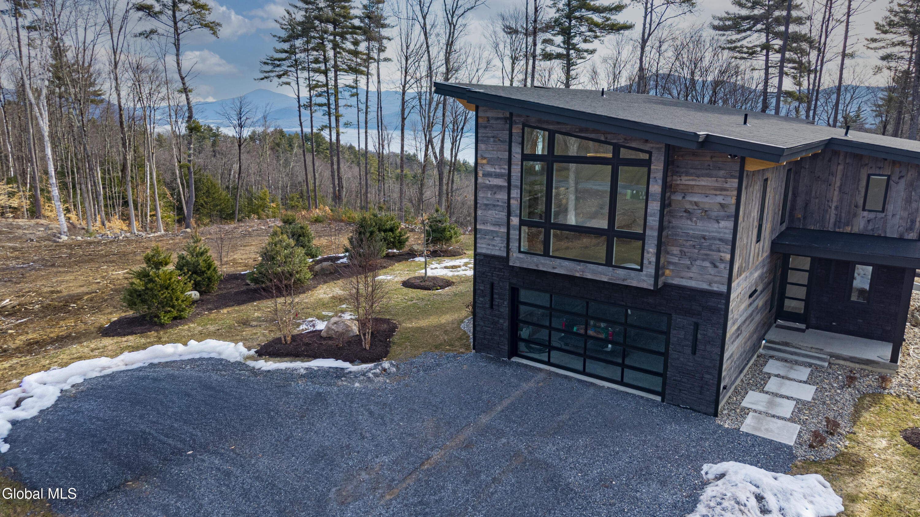 18 S Eagle S Ridge Diamond Point NY 12824