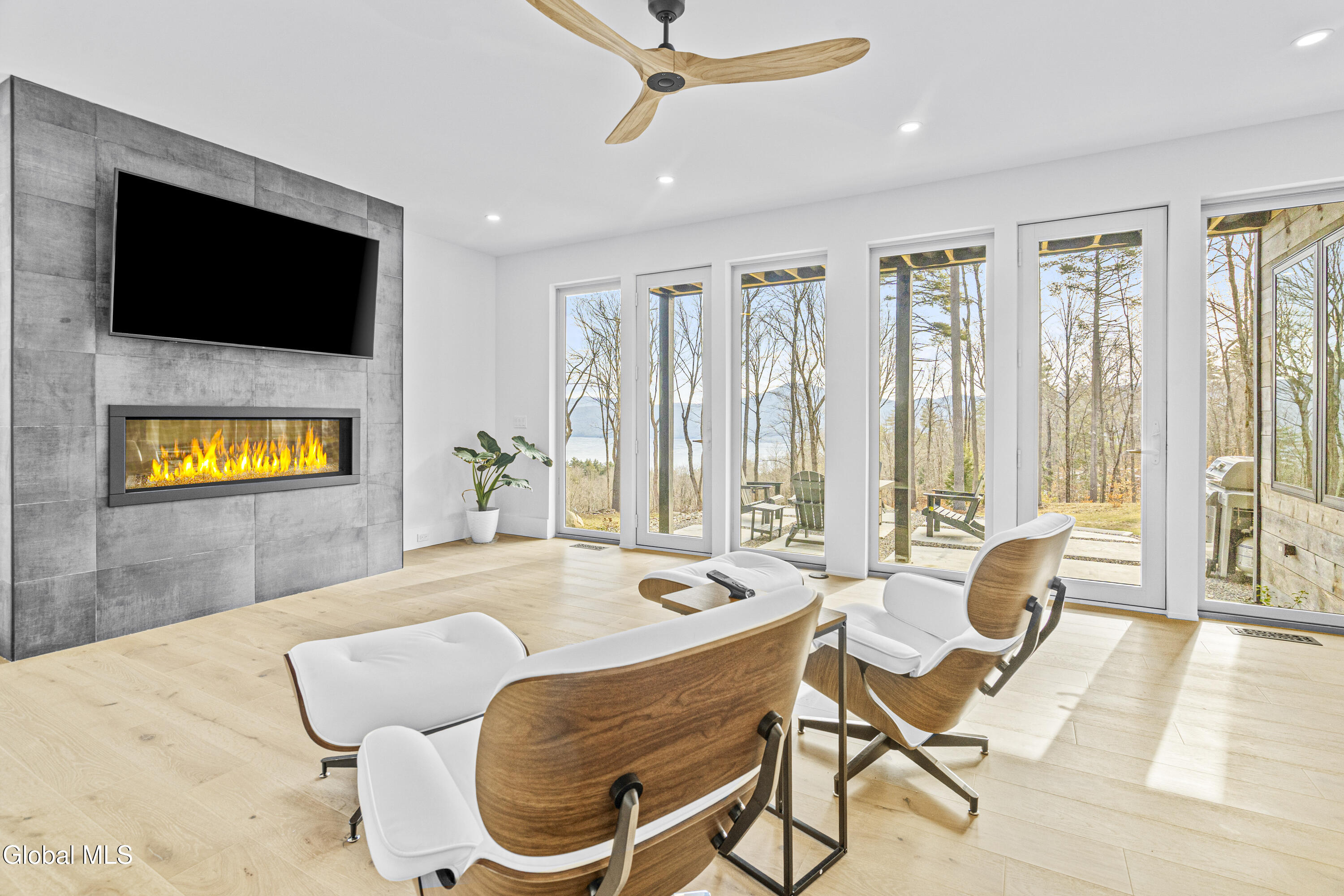 18 S Eagle S Ridge Diamond Point NY 12824