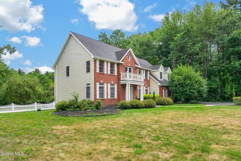 106 Elizabethfield Way Altamont NY 12009