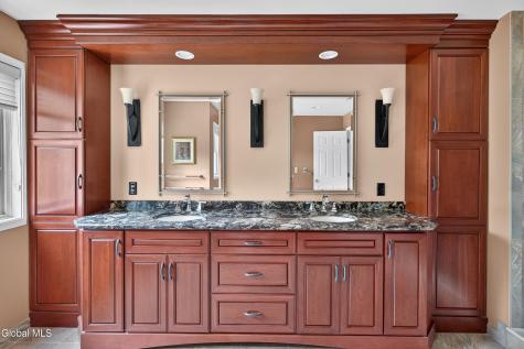 106 Elizabethfield Way Altamont NY 12009