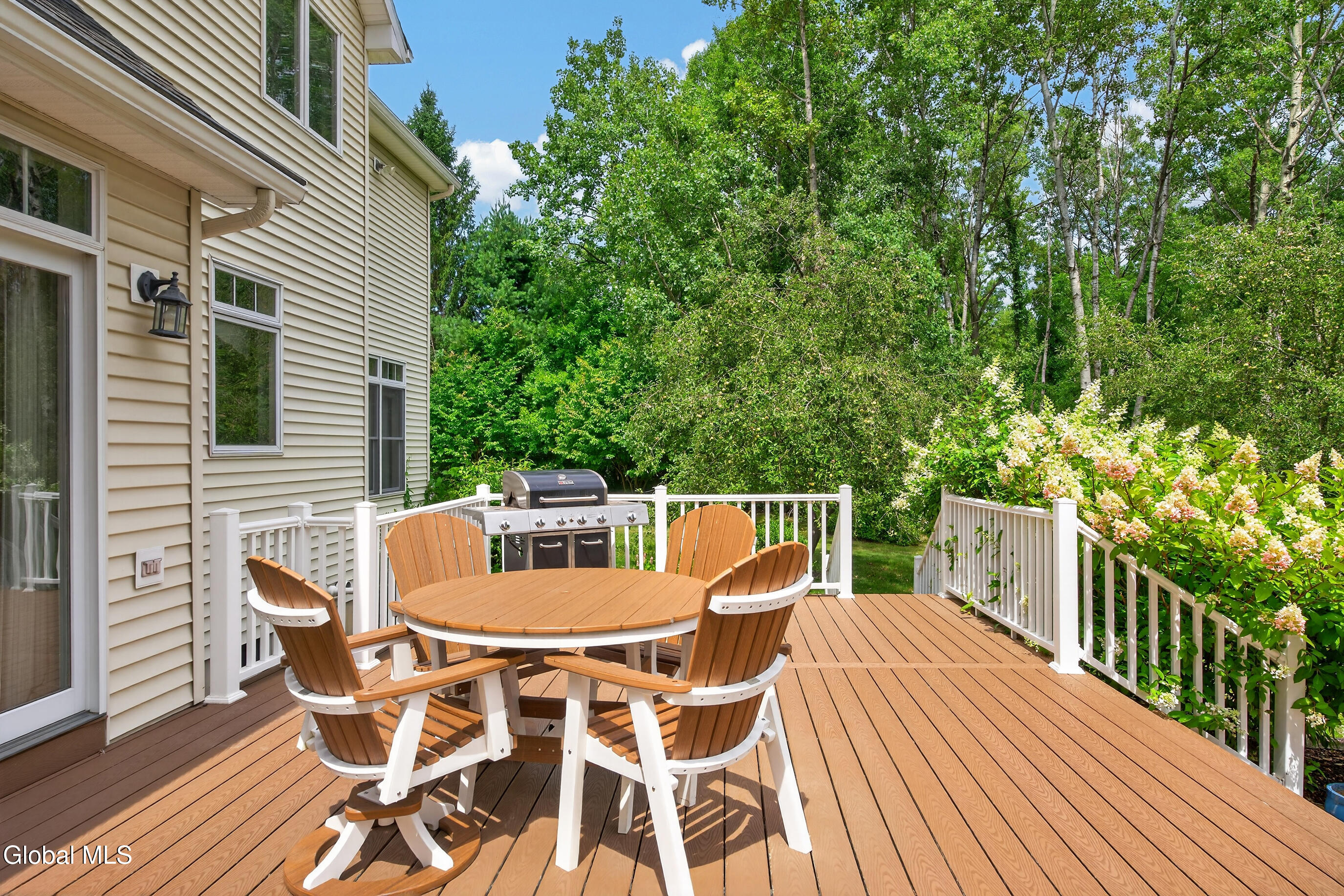 106 Elizabethfield Way Altamont NY 12009