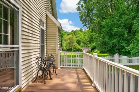 106 Elizabethfield Way Altamont NY 12009