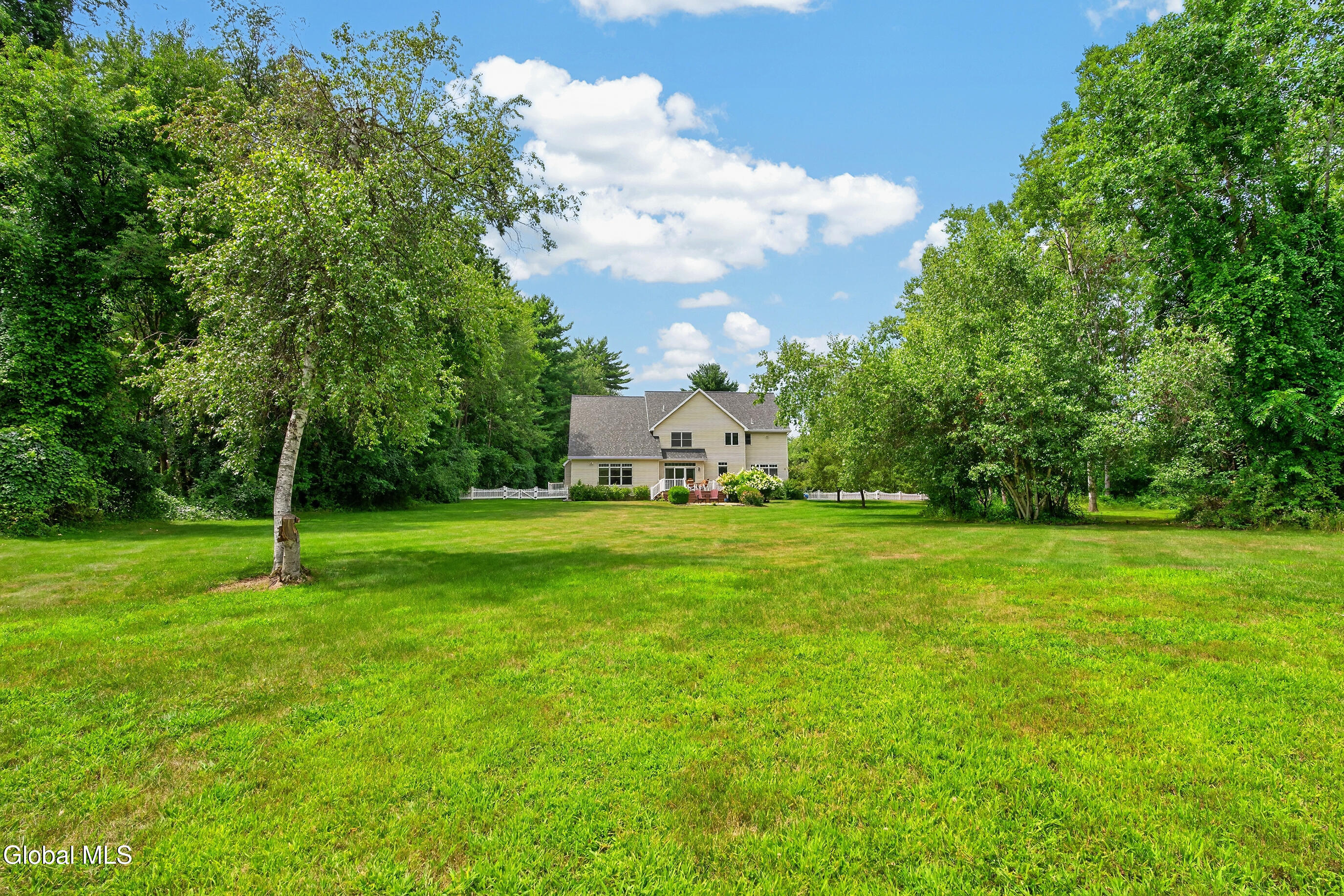 106 Elizabethfield Way Altamont NY 12009