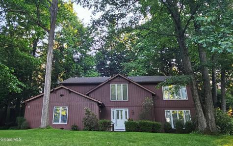 35 Via Maria Drive Glenville NY 12302