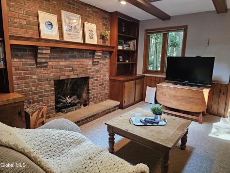 35 Via Maria Drive Glenville NY 12302