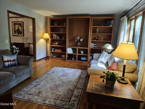 35 Via Maria Drive Glenville NY 12302