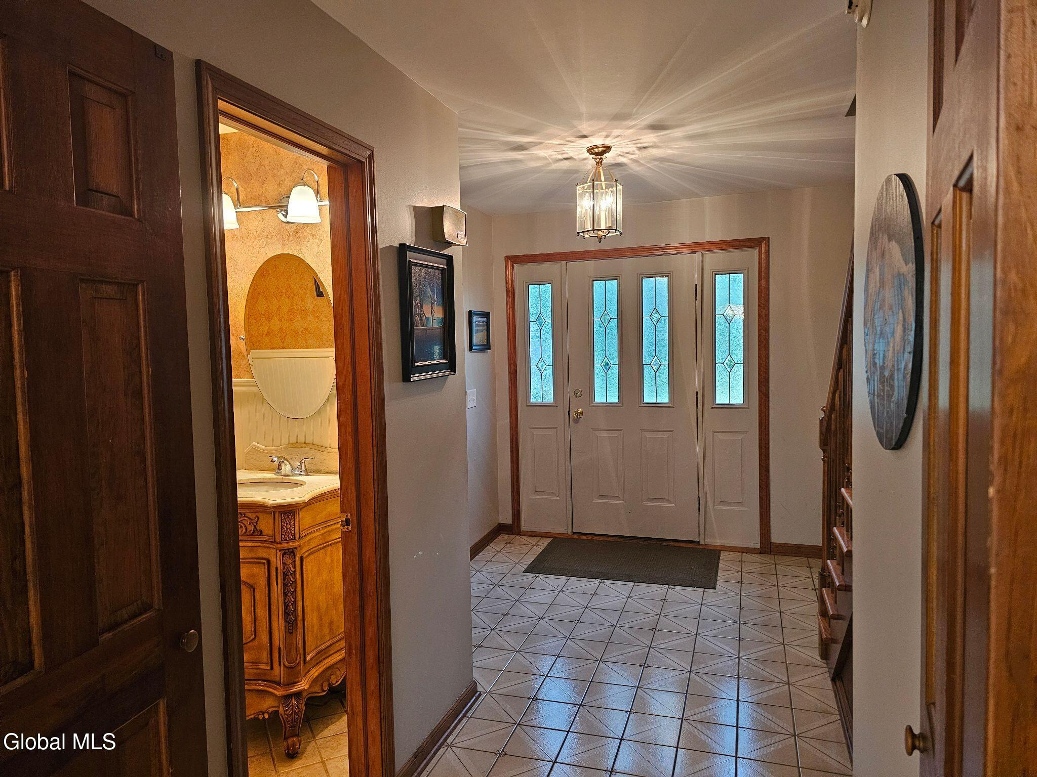 35 Via Maria Drive Glenville NY 12302