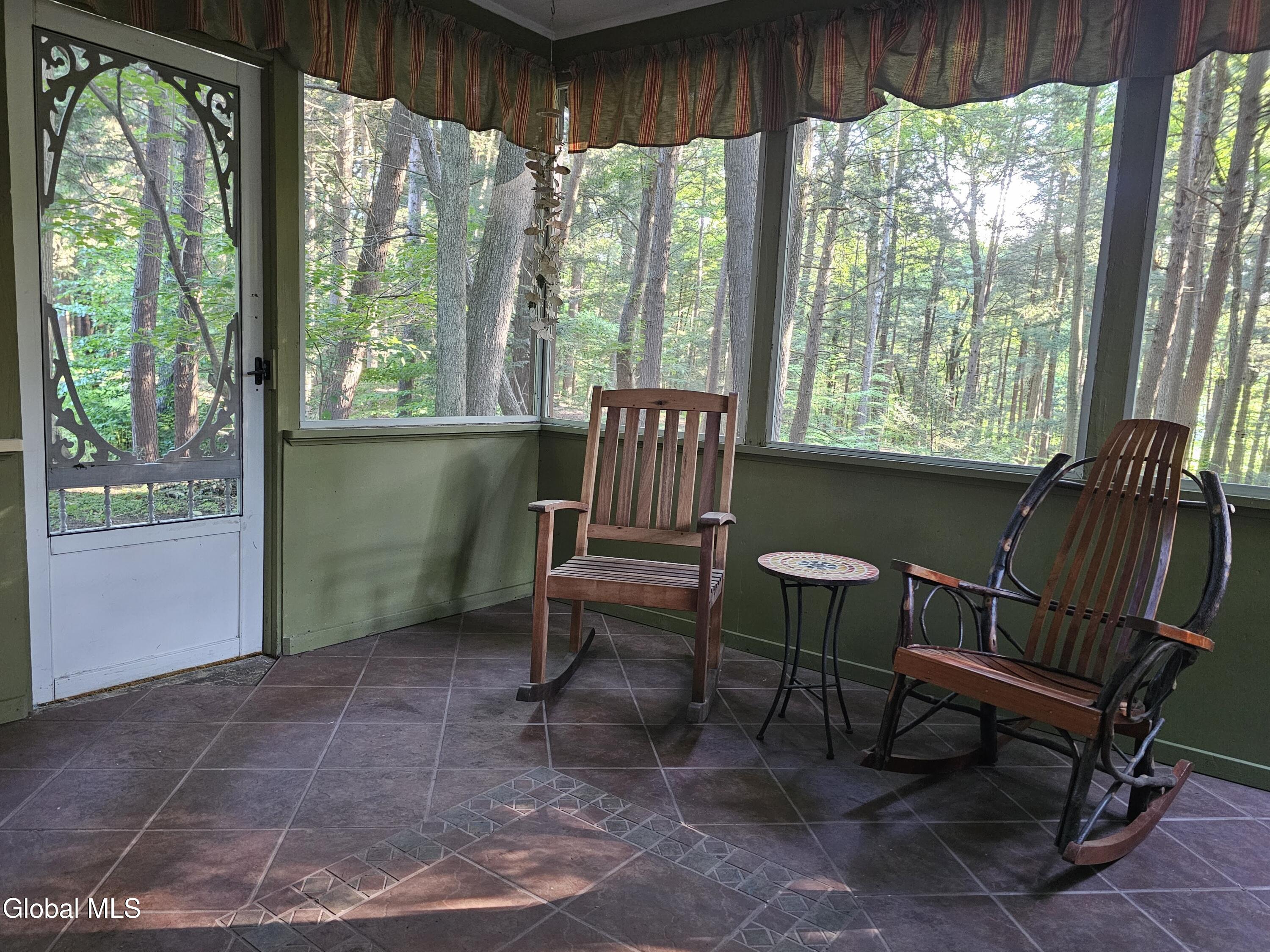 35 Via Maria Drive Glenville NY 12302