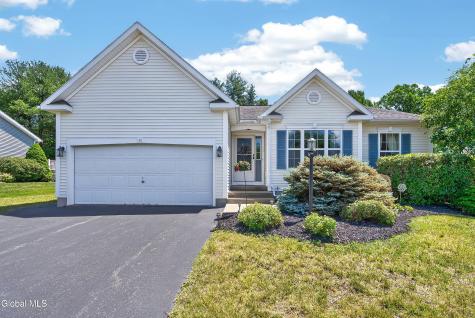 48 Holly Boulevard Schenectady NY 12302