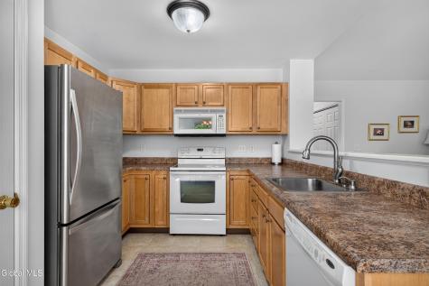 48 Holly Boulevard Schenectady NY 12302