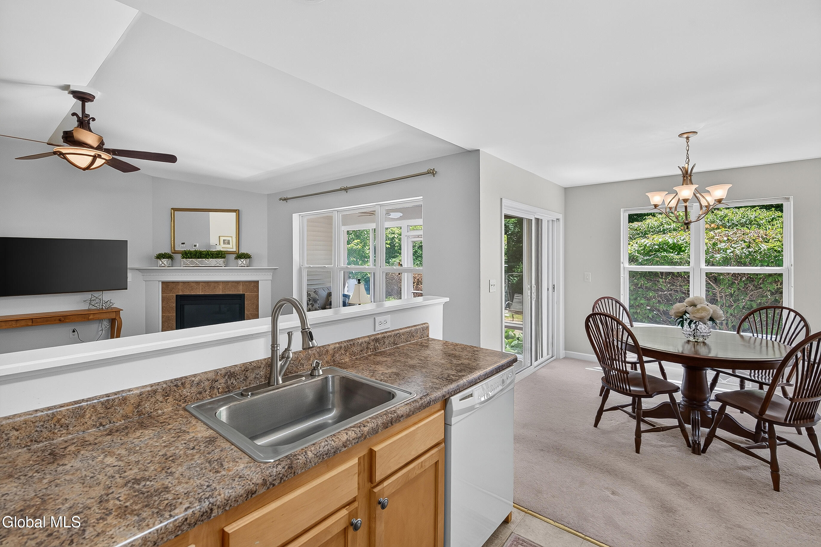 48 Holly Boulevard Schenectady NY 12302