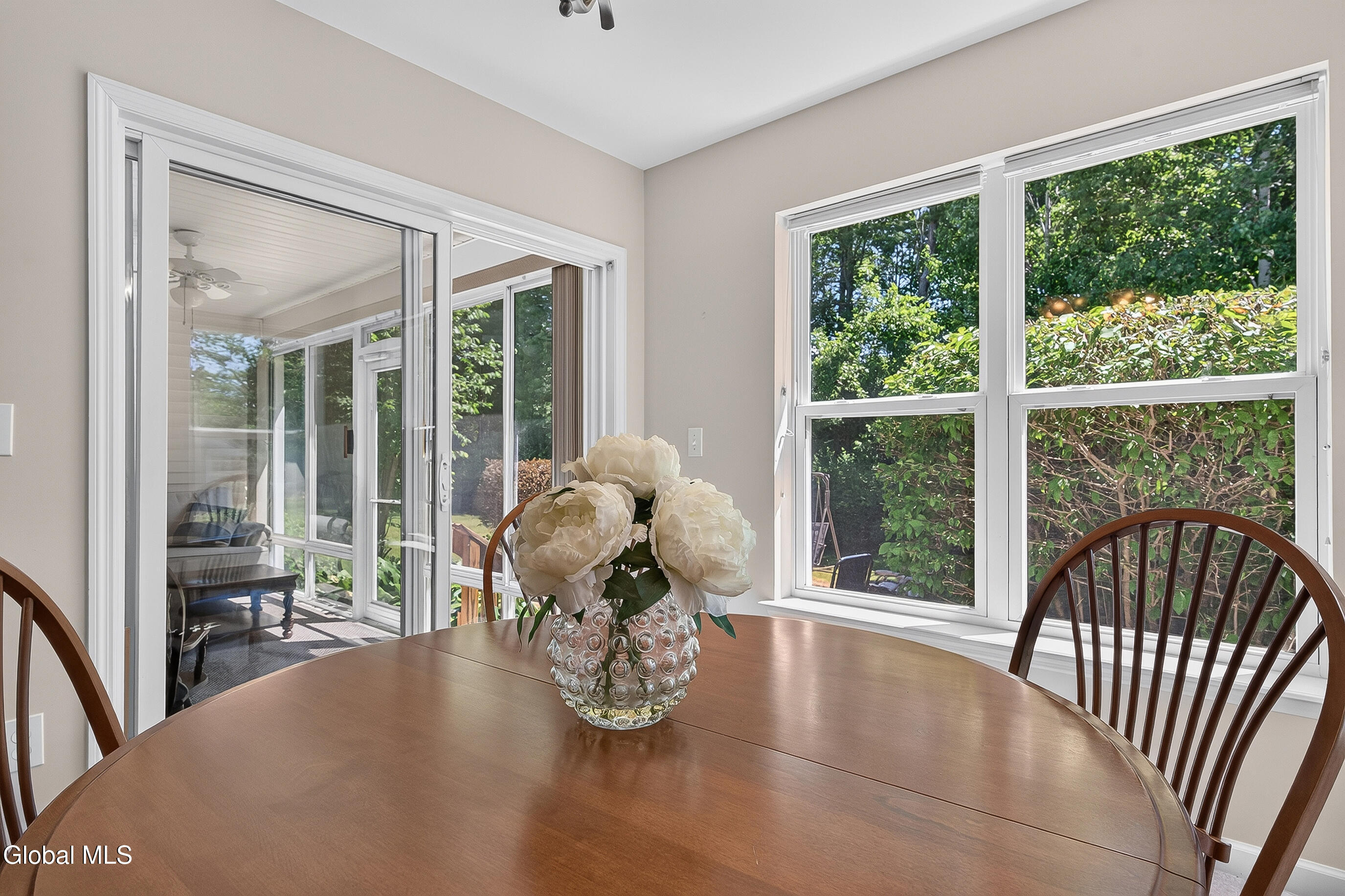 48 Holly Boulevard Schenectady NY 12302