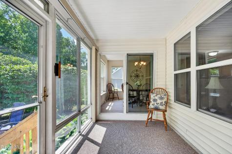 48 Holly Boulevard Schenectady NY 12302