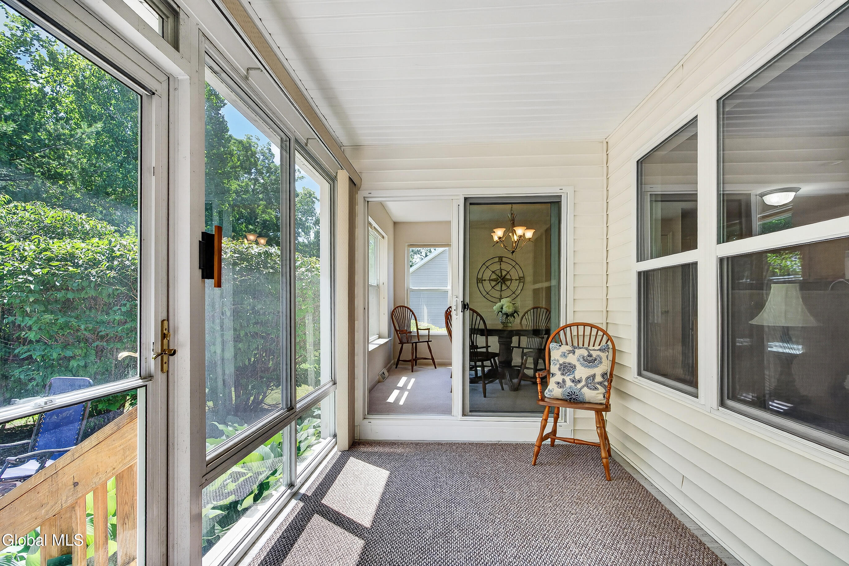 48 Holly Boulevard Schenectady NY 12302