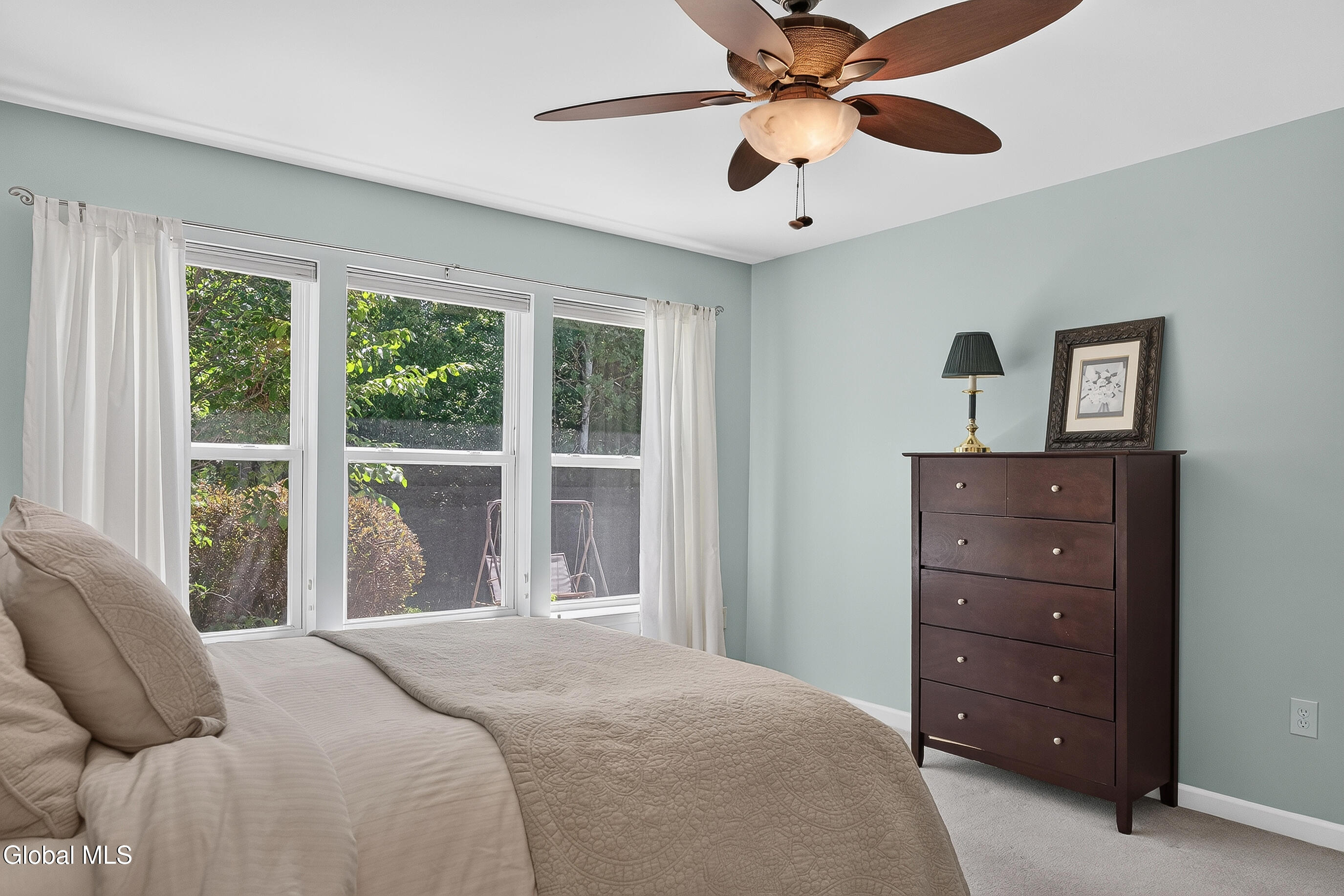 48 Holly Boulevard Schenectady NY 12302