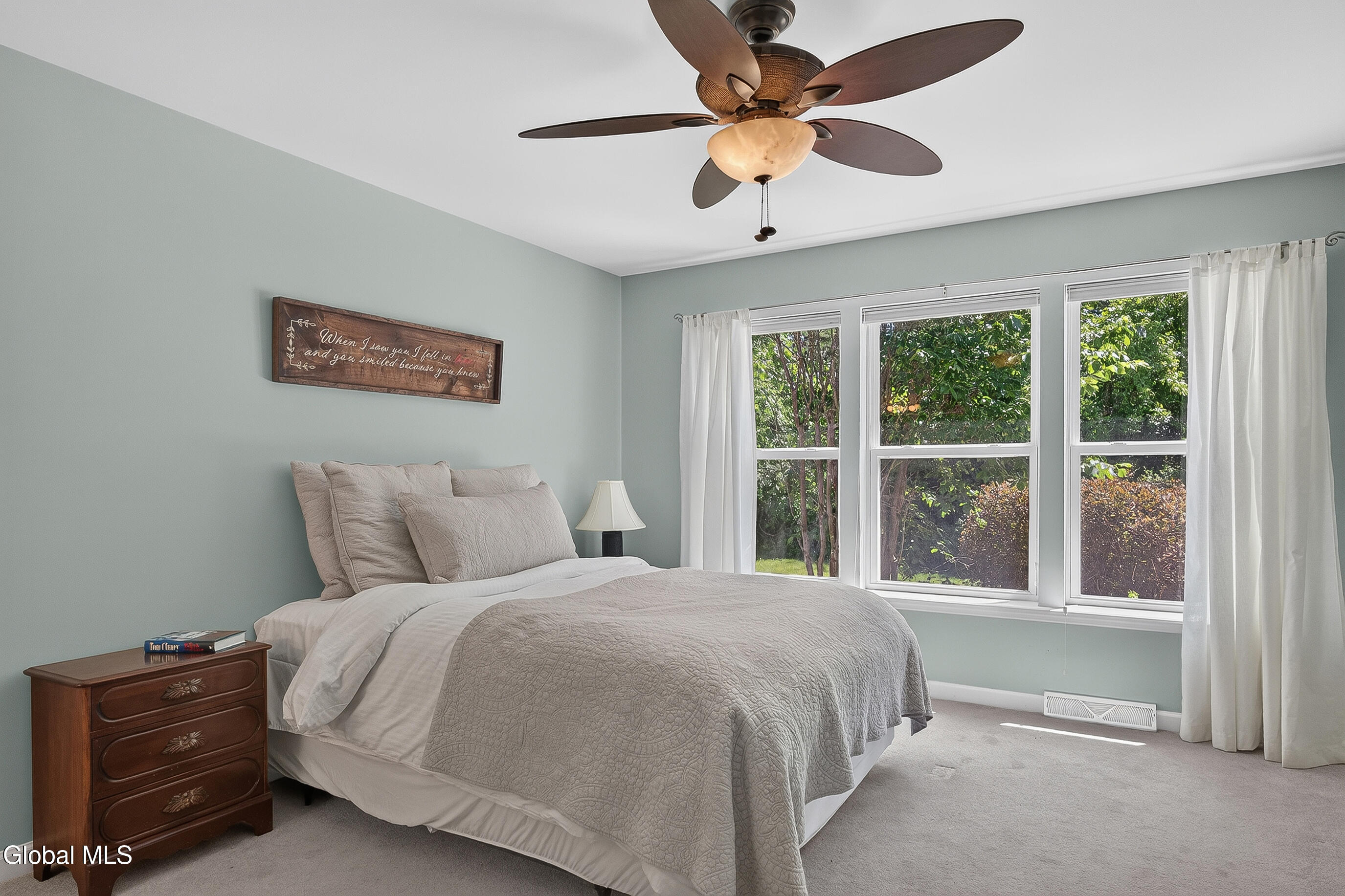 48 Holly Boulevard Schenectady NY 12302