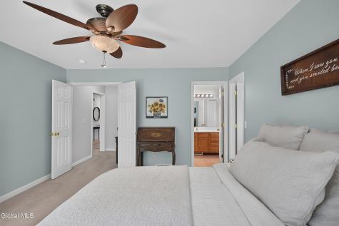 48 Holly Boulevard Schenectady NY 12302