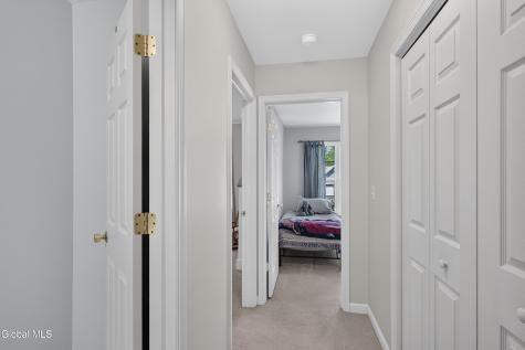 48 Holly Boulevard Schenectady NY 12302