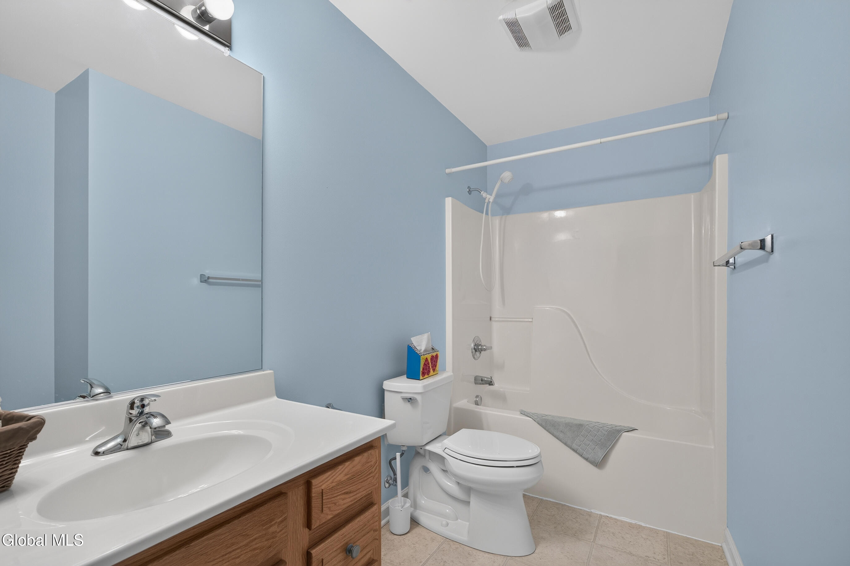 48 Holly Boulevard Schenectady NY 12302