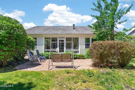 48 Holly Boulevard Schenectady NY 12302