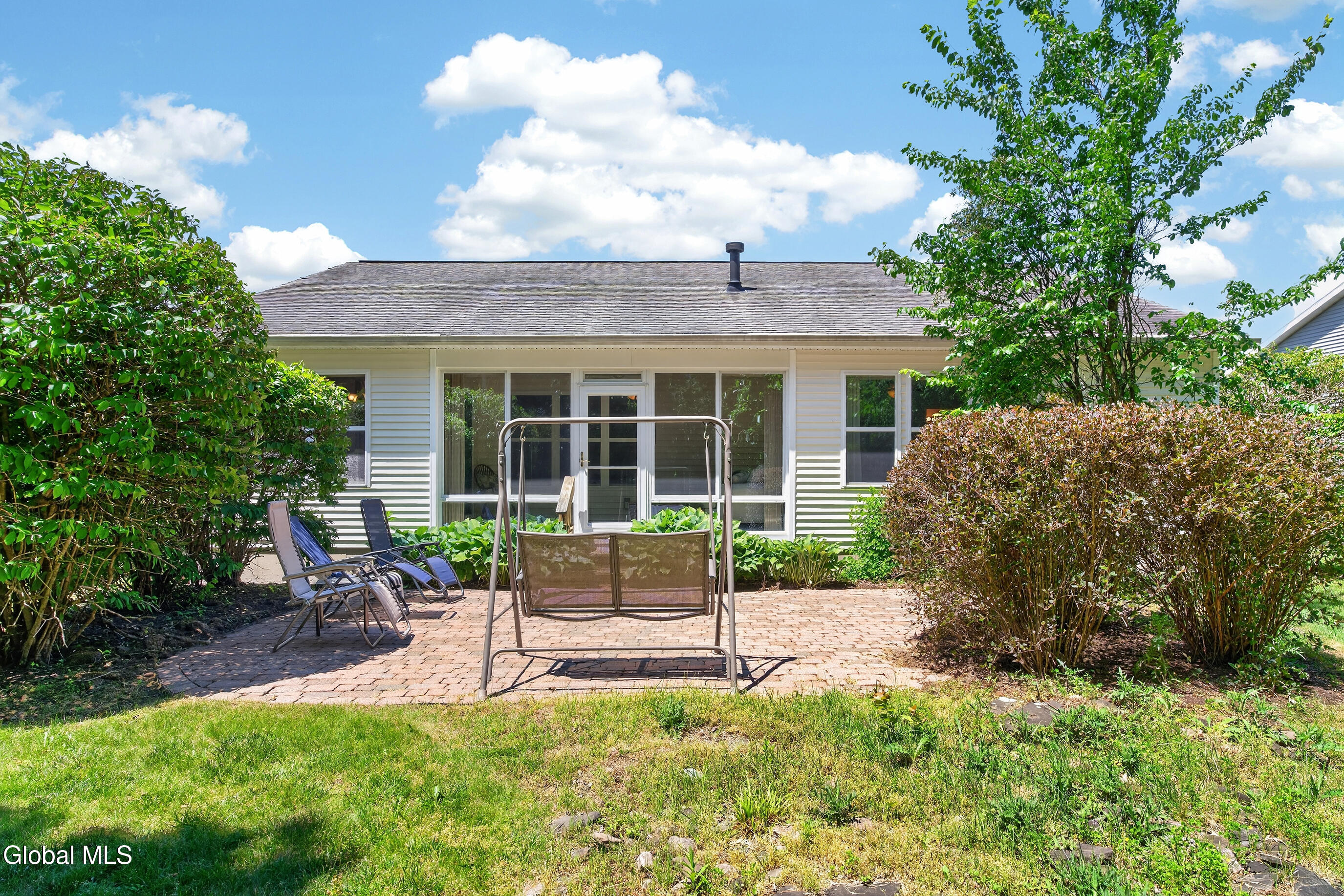 48 Holly Boulevard Schenectady NY 12302